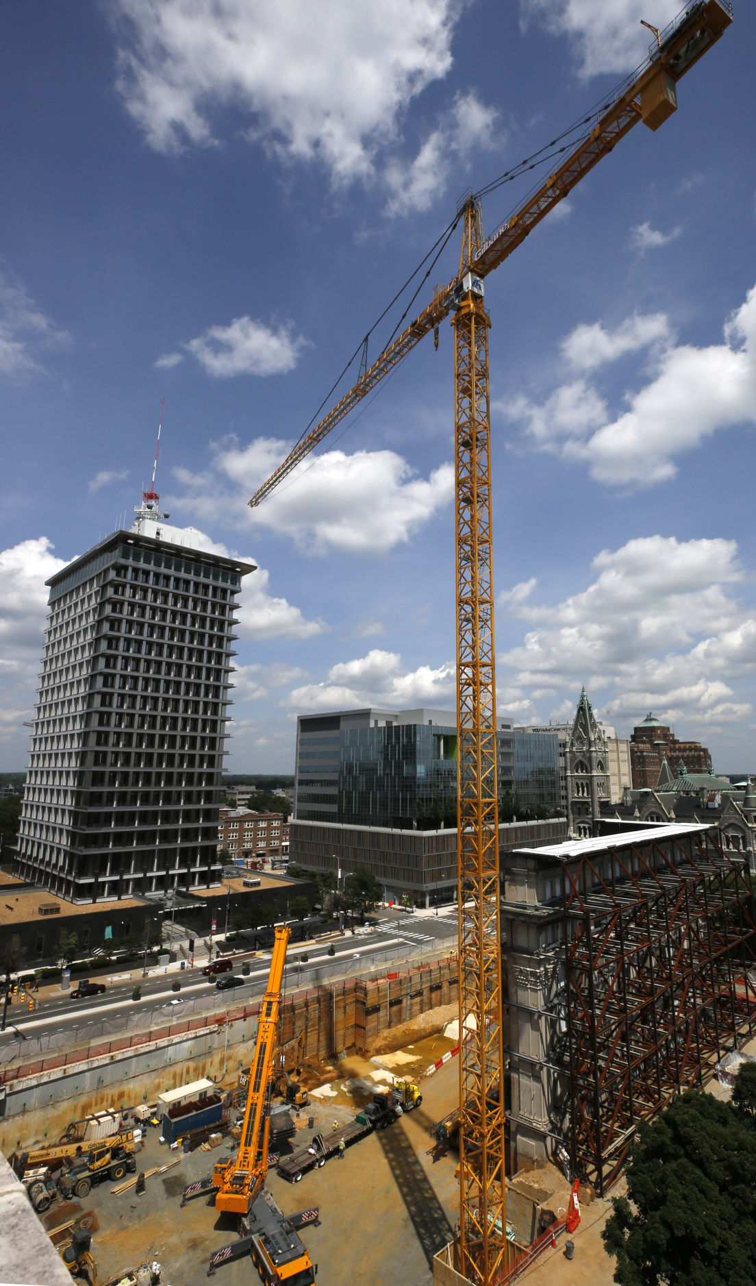 20190625_MET_CRANE_BB02